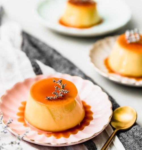 Emblema De Tier 2 — Crema Volteada 