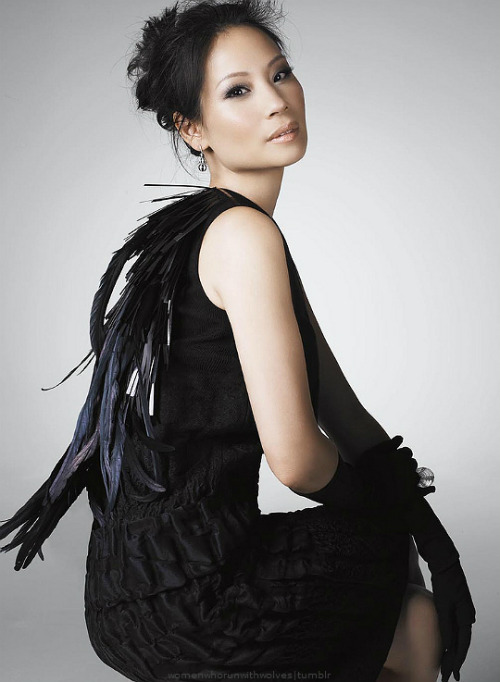 Lucy Liu by Satoshi Saikusa (August 2007)