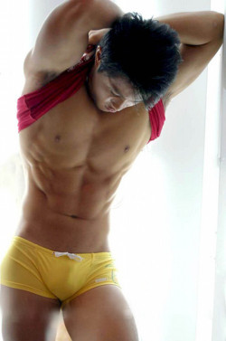 auberonbc:  For more Gorgeous Asian Men visit:http://auberonbc.tumblr.com/archive