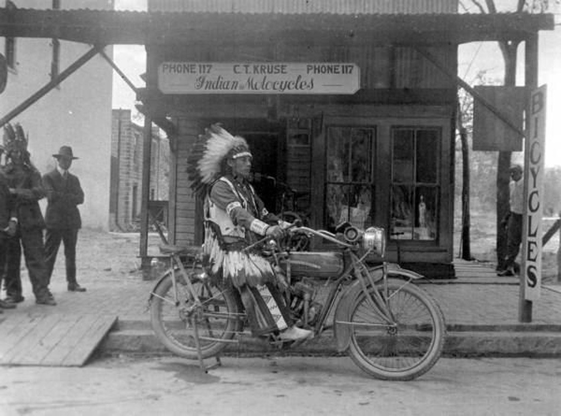 theroamer:  Indian on an Indian, c. 1910 