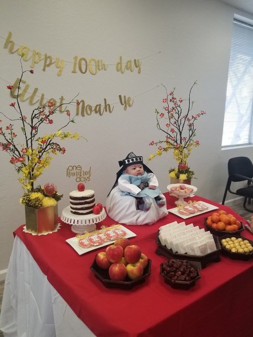 teaboot: sspeedwagonfoundation: 100 day is a Thing in Korea cuz we weren’t sure if a baby woul