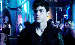 canislytherinthings:   The Shadowhunters Chronicles Network - Team Herondale challenge 3 : Favorite Parabatai - Jace and Alec    “I always thought I was happy being the dark star to your supernova. I mean, you have the angel’s gift. I could train