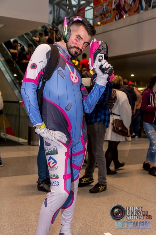 firstknivesclub: firstknivesclub: More D.Va From NYCC Reblogging myself I love seeing normal men