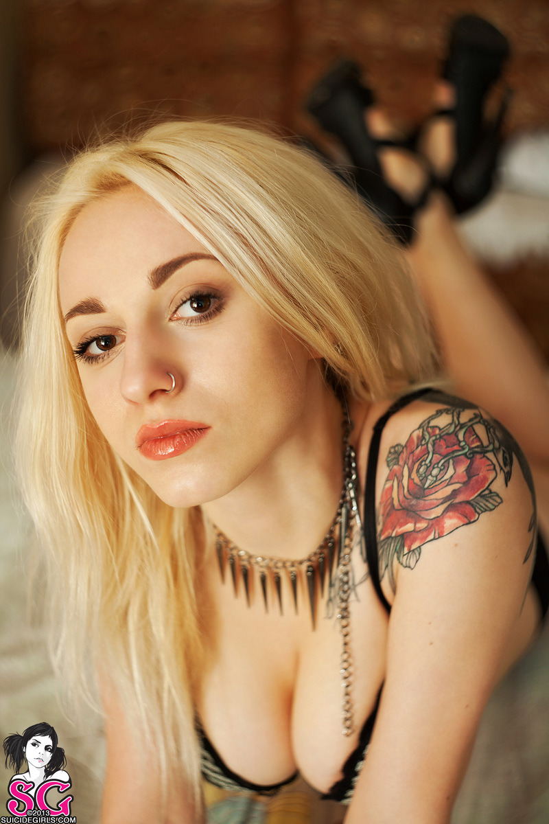 Beautiful Women from the Internet