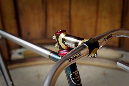 itsthefredward:bikeplanet: Yasujiro Nudity Wow. The brazing on this frame is superb!