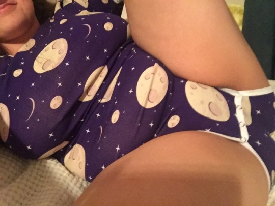 littlekitten-9:  Forget out of your league, I’m out of this world 😏