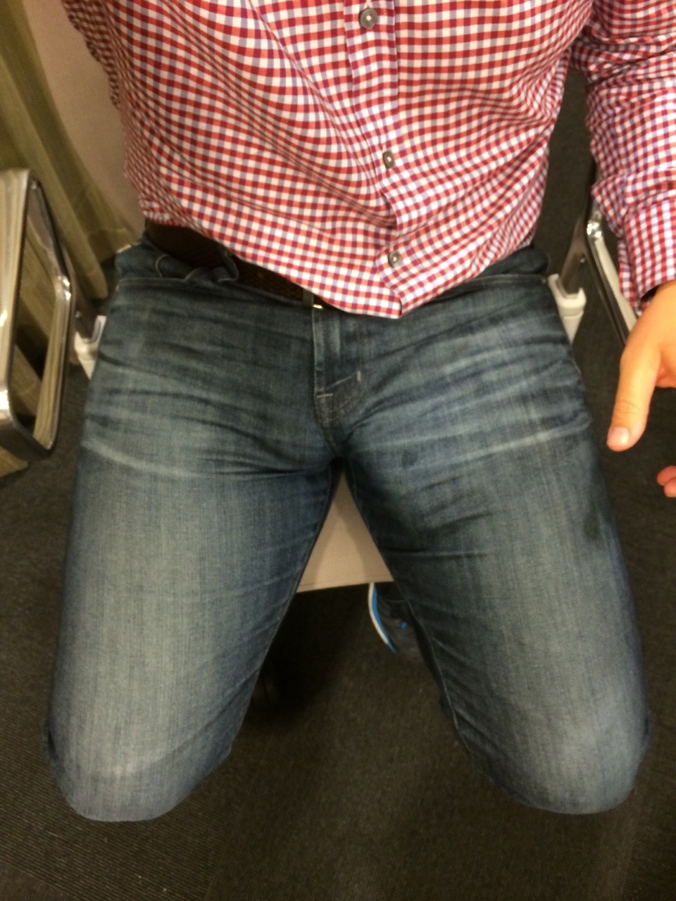 hungnordic:  Office bulging