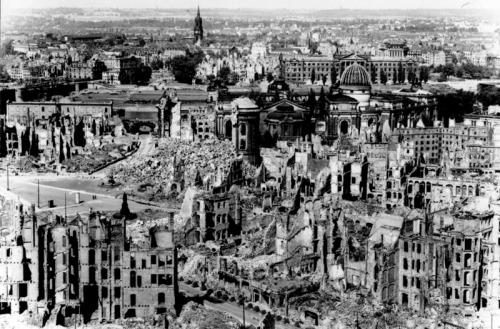 deutschemark: The bombing of Dresden began on Tuesday, February 14th,1945 with two air raids carried