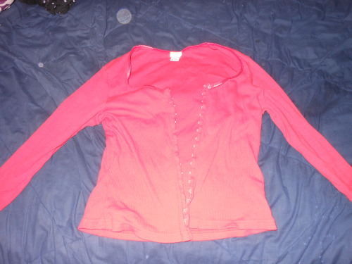 fallopianrhapsody:Tops!! All tops are $8 + $5 shipping!Click photos for sizes and details.SIGNAL BOO