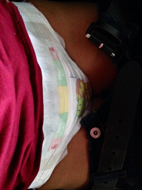 diaperbabe:  Spent the day shopping in my baby diaper. Missing my molicare though….