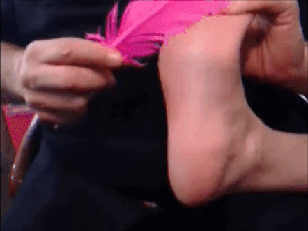knismo-uk: It’s 2:20am here and I can’t sleep, so I made this gifset…aaaaand now I can’t sleep : /Fe