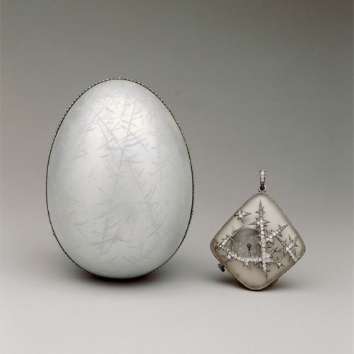 c0llar-bones:Fabergé, Noble Ice Egg,1914This Platinum and translucent white enamel egg is engraved w