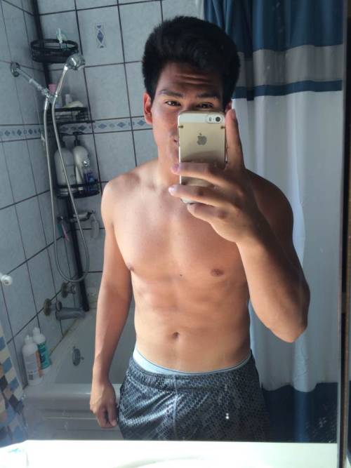 straightkikboys:  19 year old Salvi-Mex Benny adult photos