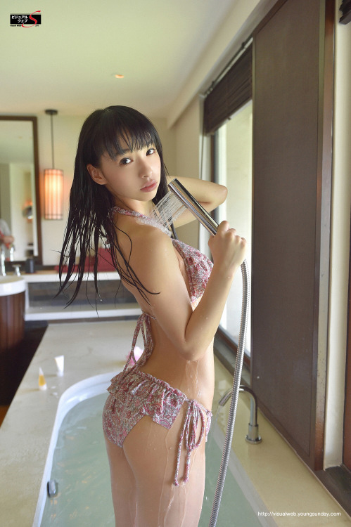 Porn gravurefan: 鶴巻星奈 ビジュアルウェブS photos