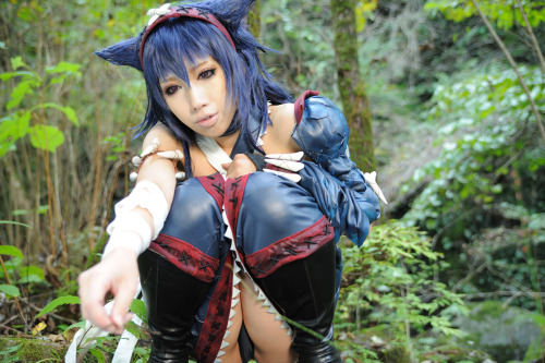Monster Hunter - Nargacuga Armor II (Nonsummerjack) 1-2
