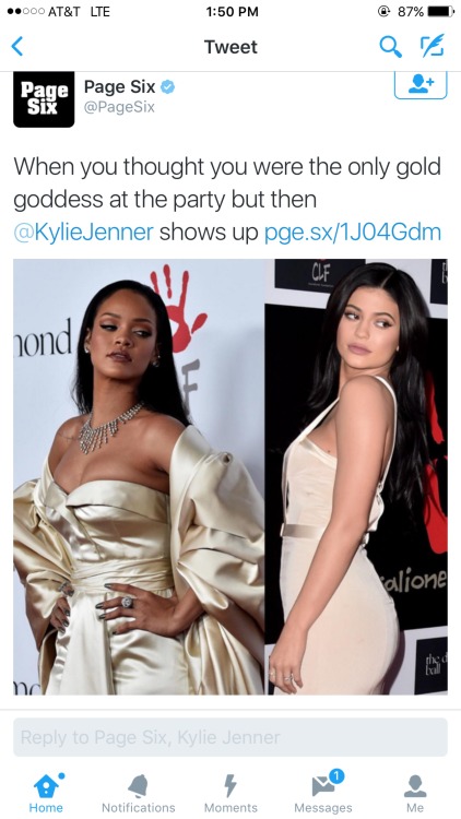 getting2abetterash:  So Rihanna was still the only gold goddess at the party….