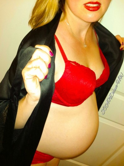 pregnant wife goes pumping for cuckold