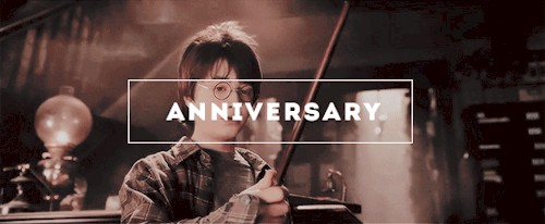 zhirley:Happy 20th birthday of the publication of Harry Potter and the Philosopher’s Stone! (July 26