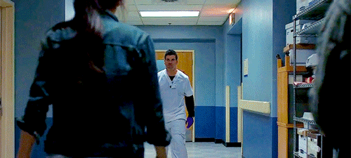 darlingcap:Claire ‘kick his ass baby I got yo flower’ Temple