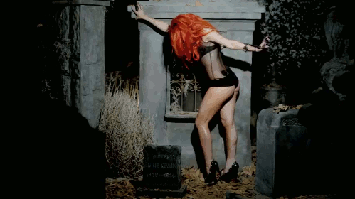 sarahswings:  carp4–diem:   Neon Hitch - Fuck U Betta  unf I want her to fuck