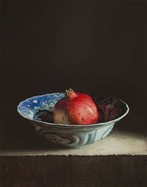 ganymedesrocks:  huariqueje:   Still life with pomegranate  -  Erkin Uzbekistan  Russian b.1957- Oil on panel , 25 x 32cm.   I am in love!… Uzbek artist Erkin is born in 1957, in Tashkent (USSR).  A graduate from the Academy of Fine Arts in 1977,