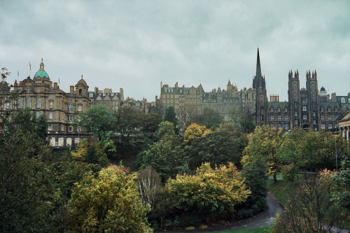 englishsnow:  Edinburgh by Andrew Ridley 