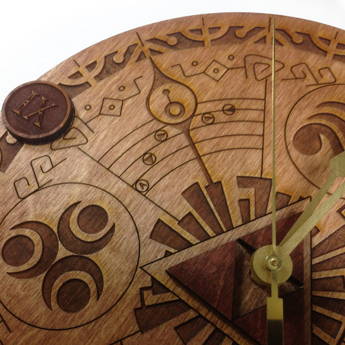 pixalry:  Legend of Zelda Custom Wall Clock - Created by Justin Moravetz Available for sale only on Etsy. 