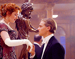 misselizabethbennets:I saw that in a nickelodeon once and I always wanted to do it.