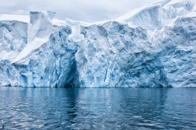 asylum-art:  Amasing Photos Capture the Beauty of Antarcticaâ€™s Icebergs by