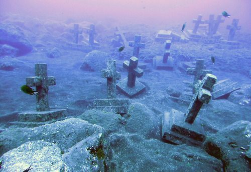 sixpenceee:  Underwater memorial dedicated to the Tazacorte martyrs. It is located in La Palma, Canary Islands, Spain. This was to mark the death of 40 monks. 