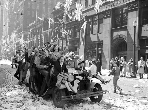 thedemsocialist:Today (May 8, 2015) is the 70th anniversary of VE Day