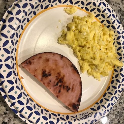 Breakfast/dinner #postworkoutmeal #eggs #hamsteakhttps://www.instagram.com/p/BzFqKWYJXj1/?igshid=eqo