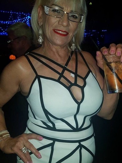 bloomerfish1:THIS OLD GILF STILL WANTS COCKWOULD YOU OR IS SHE PAST IT?
