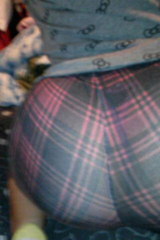 joshyboi6969:  cherrymackx:  G string Repost for thickalot Enjoy big Daddy x3  Dwamn 