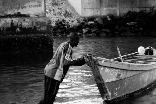 marcposso: Le pêcheur de la Lowé, 2016 Photographe: Marc Posso 