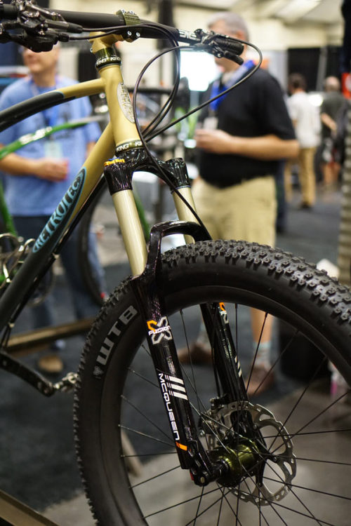 aces5050:  (via NAHBS 2016 - Prototype X-Fusion McQueen 27.5+ fork debuts on Retrotec mountain bikes