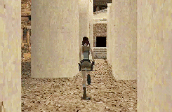 XXX motylek:  Tomb Raider (1996) vs Tomb Raider photo