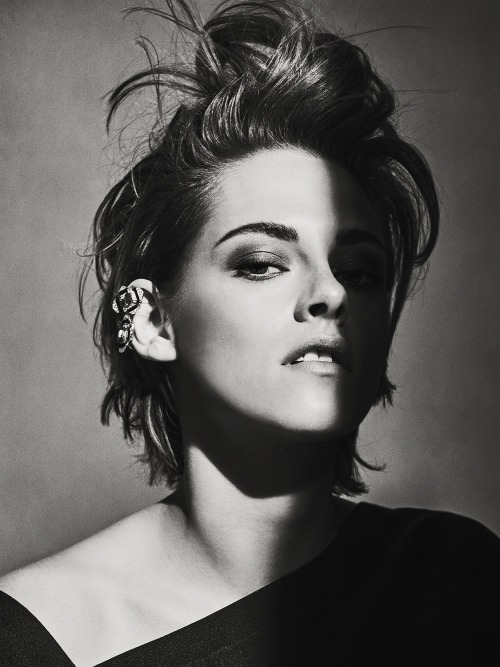 mylovelyasylum:delirious-in-wonderland:kar—likethevehicle:  officialkirstenmcduffie:liquorinthefront:Kristen Stewart, shot by Sebastian Kim for Vanity Fair Franceoh for fuck’s sake  Wasn’t ready for this tbh  Uggghhh. I would give up boys entirely