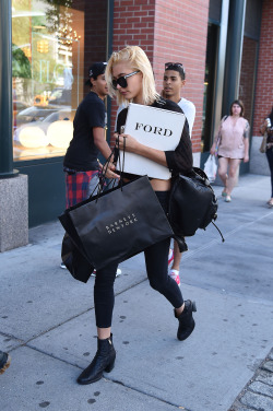 baldwinsource:  03/09/14 - Hailey Baldwin