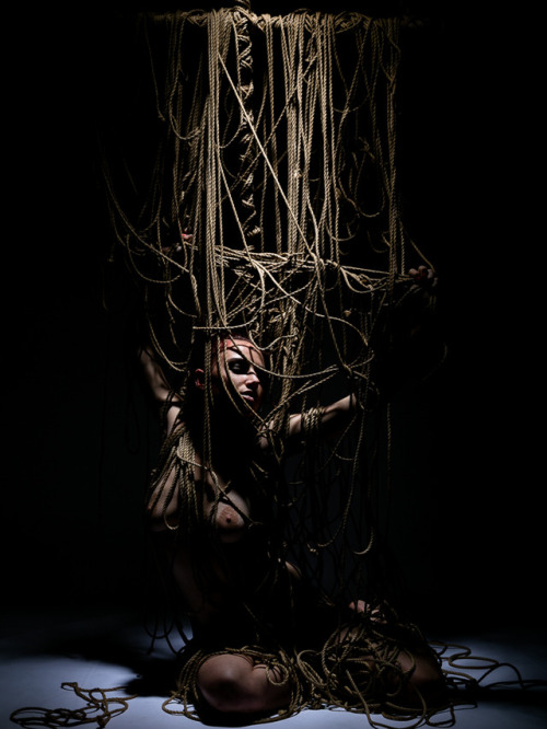 parasitepictures:Model: Lola_versus Rope/Picture: Parasite Pictures