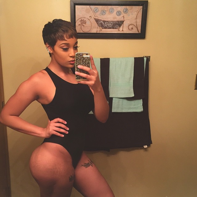 badwickedsoul:  allthingsbootiful:  Miss Jones  HEALTHY CURVY BEAUTIFUL BODY  DAMNNN!