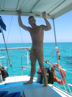 gonakedmagazine:  If you are a male nudist,