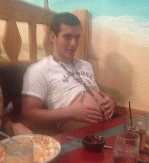 gutlovnteen9716:  itsfunnycuz:  more bellies here :D  I’d love to give you a belly rub
