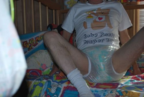 bbypnts: BABY PANTS DIAPER BOY,KEPT DIAPERED,IN CRIB,HAS BA-BA,PACIFIER,WHAT A BABY!!! MOMMY’S DIAPE