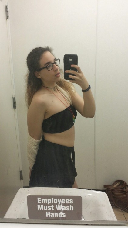 slut-overload:  my outfit yesterday😍