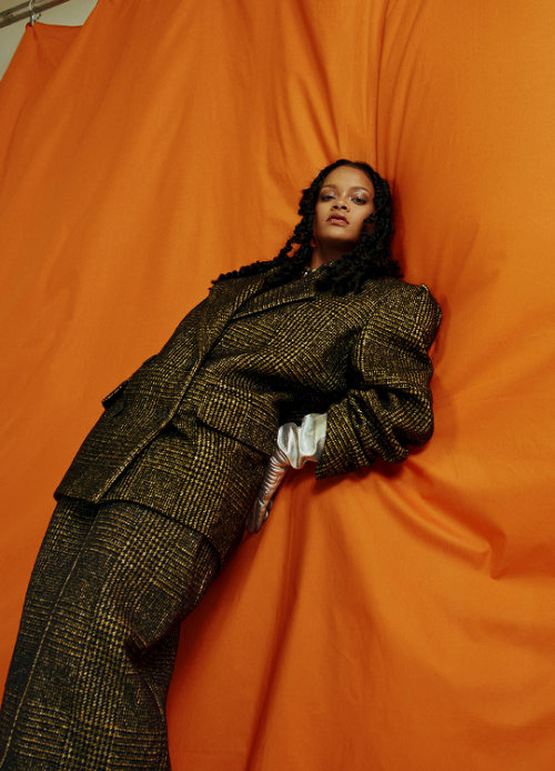 henryscavills:RIHANNAphotographed by Nadine Ijewere for Allure 2018