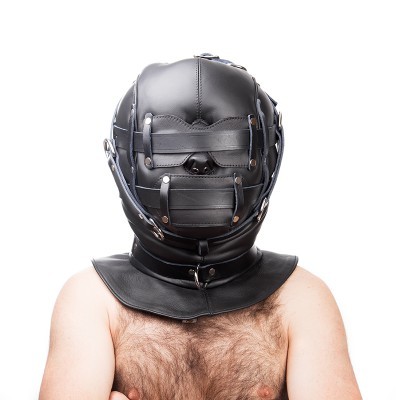 snuffobject:  pigfun:  I’m the model for the Deprivation Hood. You can tell by my hairy t