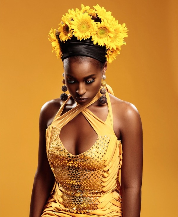 accras:  Issa Rae in  Hannah Magazine, Summer 2017  