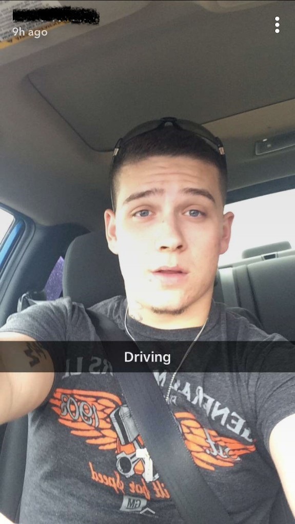 straightwhitethugs:  Yummy