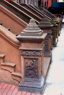 wanderingnewyork:  Front stoops on the Upper West Side, Manhattan.